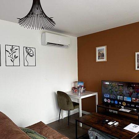 Maison La Capucine Sur Quai De Seine, Wifi, Machine A Laver, Parking Prive Gratuit Vernon  Bagian luar foto